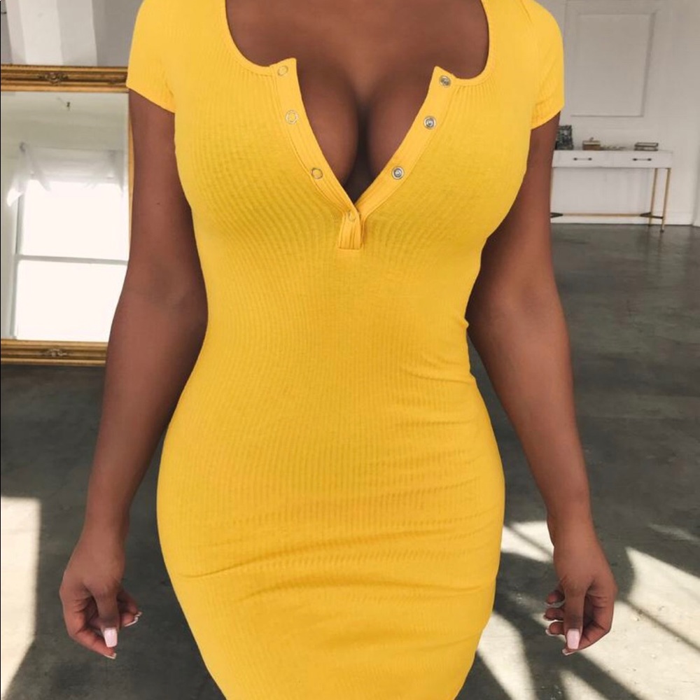 yellow dress ✨